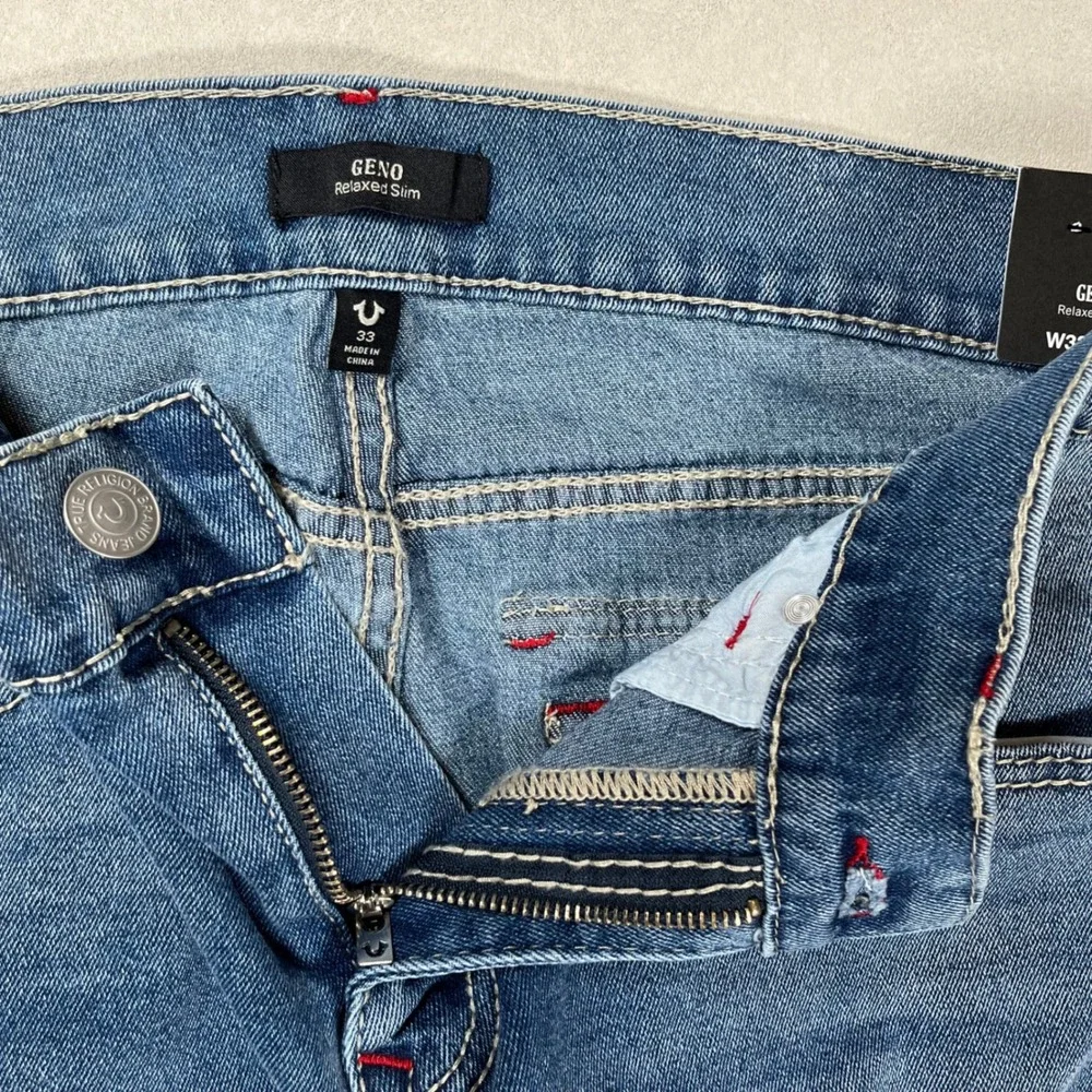 New True Religion Geno Big T Flap Jeans Men 33 Blue Relaxed Slim Red Stitch NWT